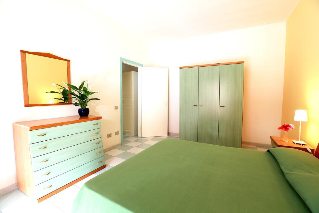 Residence Del Mare Casesicule Санта-Марія-дель-Фокалло Номер фото