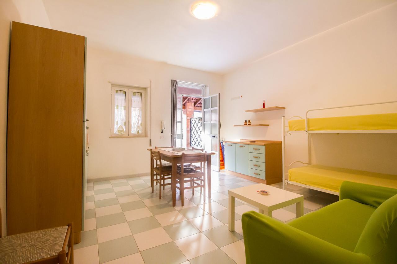 Residence Del Mare Casesicule Санта-Марія-дель-Фокалло Екстер'єр фото