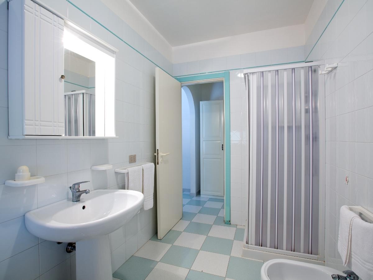 Residence Del Mare Casesicule Санта-Марія-дель-Фокалло Екстер'єр фото