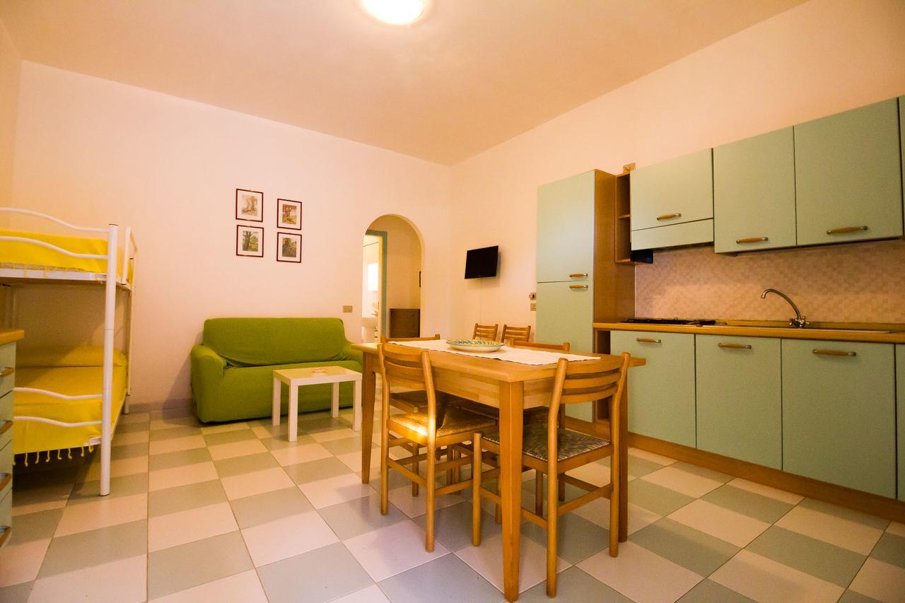 Residence Del Mare Casesicule Санта-Марія-дель-Фокалло Екстер'єр фото
