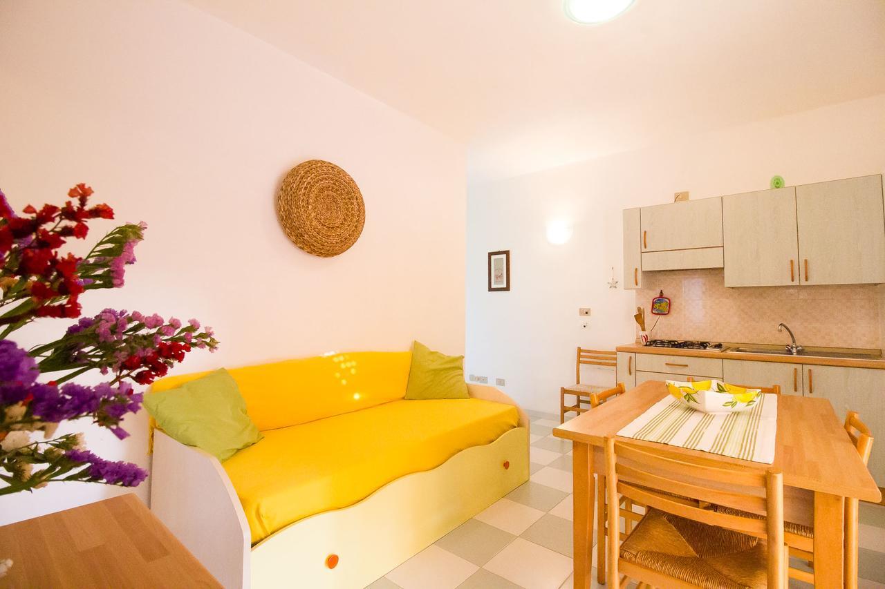 Residence Del Mare Casesicule Санта-Марія-дель-Фокалло Екстер'єр фото