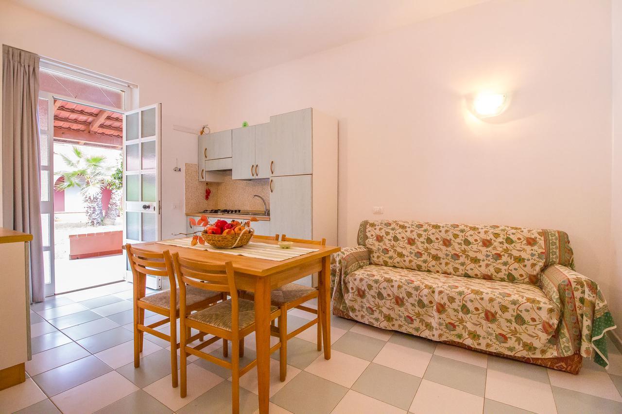 Residence Del Mare Casesicule Санта-Марія-дель-Фокалло Екстер'єр фото